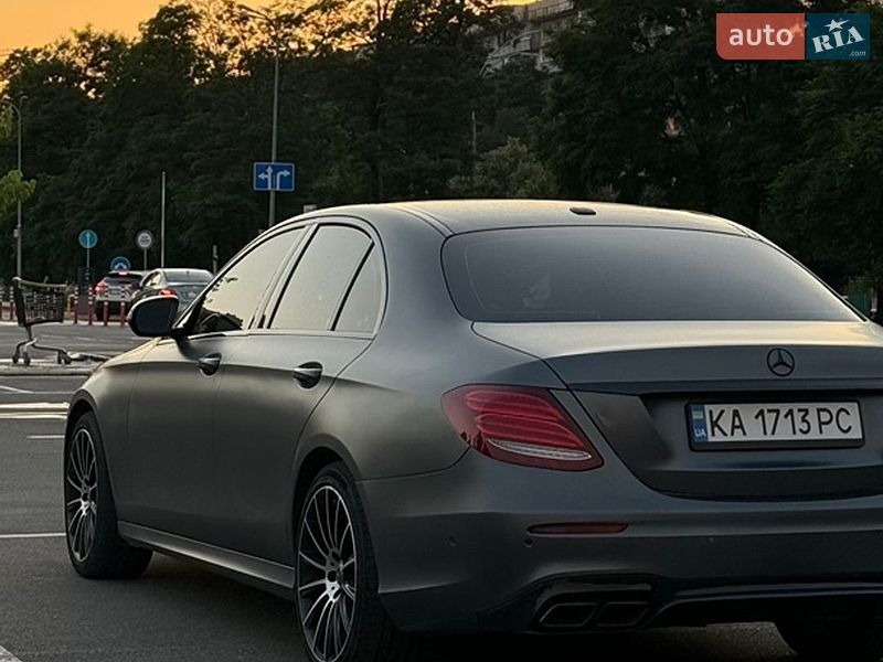 Фото Mercedes-Benz E-Class з оголошення AUTO.RIA