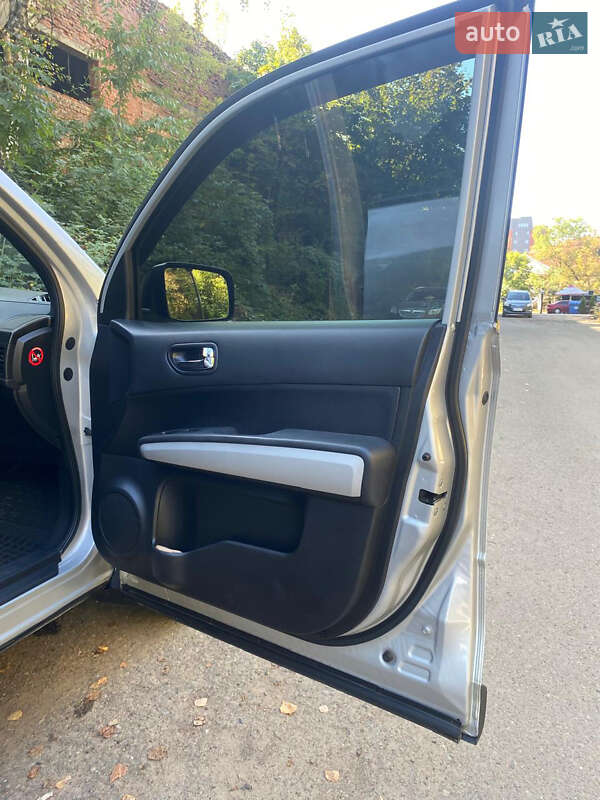 Фото Nissan X-Trail з оголошення AUTO.RIA