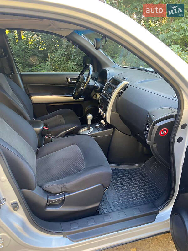 Фото Nissan X-Trail з оголошення AUTO.RIA