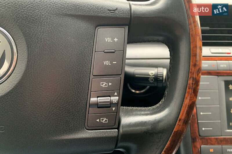 Фото Volkswagen Phaeton з оголошення AUTO.RIA