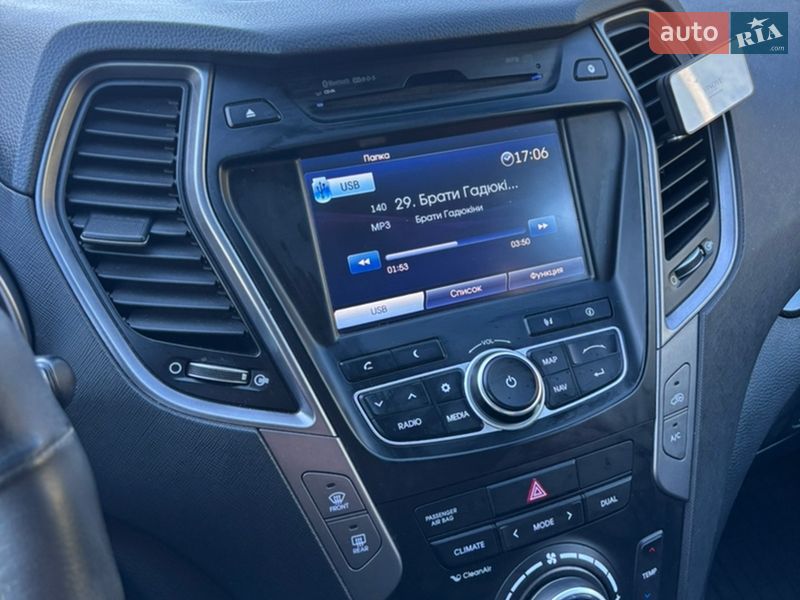 Фото Hyundai Santa FE з оголошення AUTO.RIA