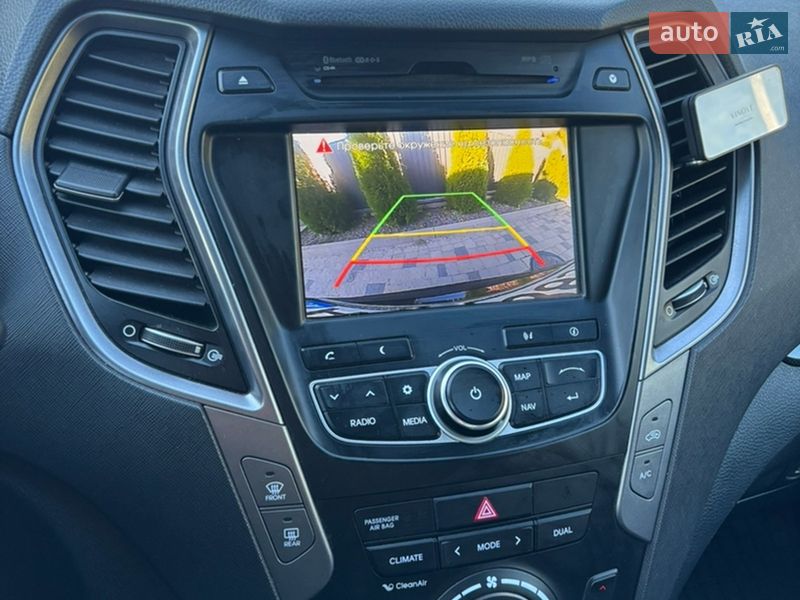 Фото Hyundai Santa FE з оголошення AUTO.RIA