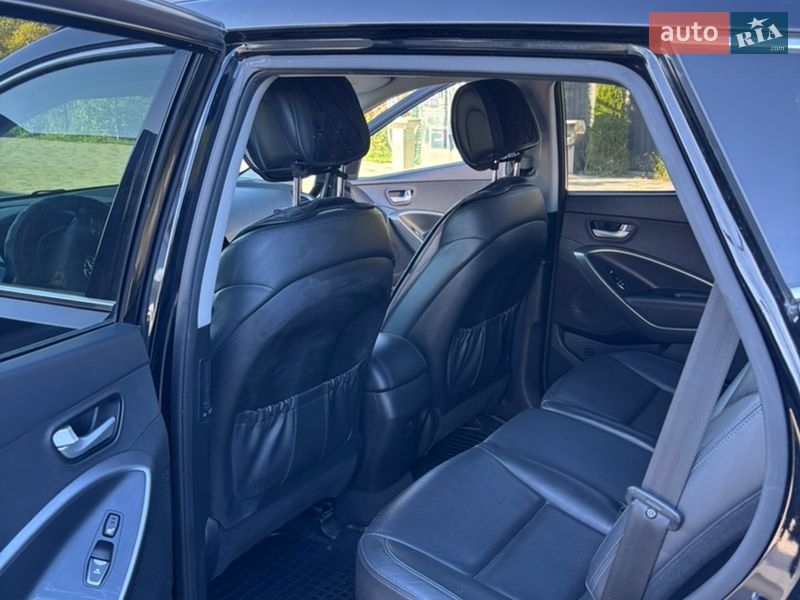 Фото Hyundai Santa FE з оголошення AUTO.RIA