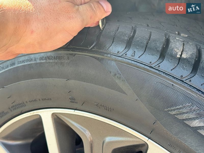 Фото Hyundai Tucson з оголошення AUTO.RIA