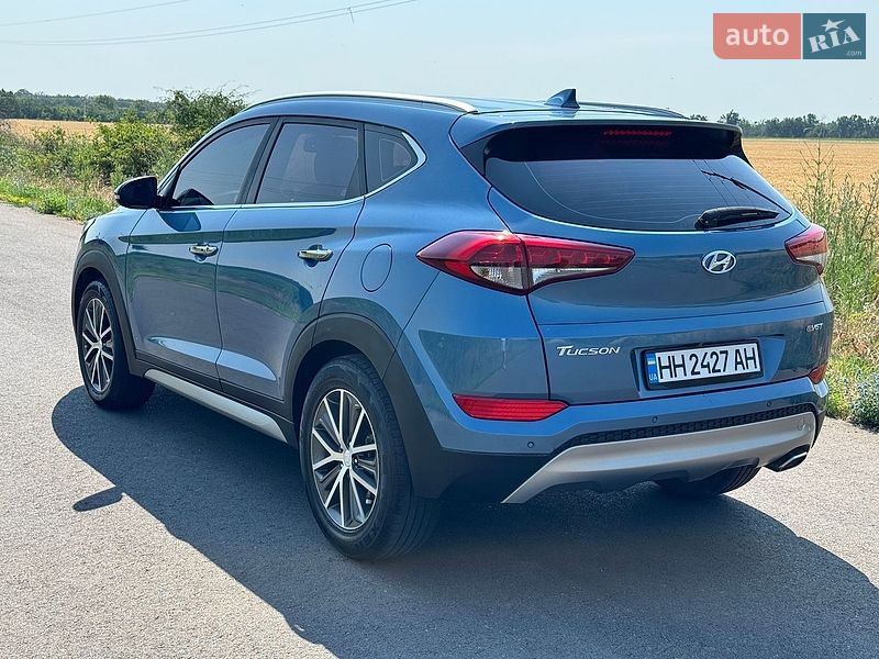 Фото Hyundai Tucson з оголошення AUTO.RIA