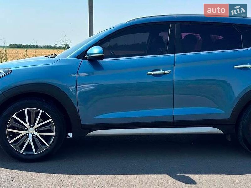 Фото Hyundai Tucson з оголошення AUTO.RIA