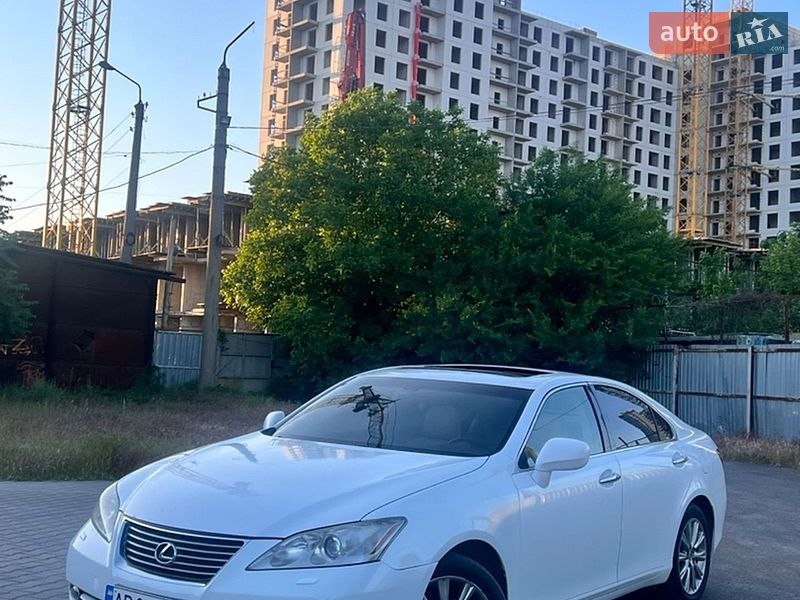Фото Lexus ES з оголошення AUTO.RIA