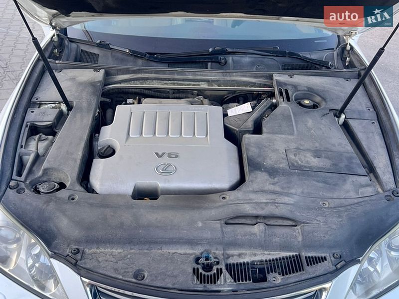 Фото Lexus ES з оголошення AUTO.RIA
