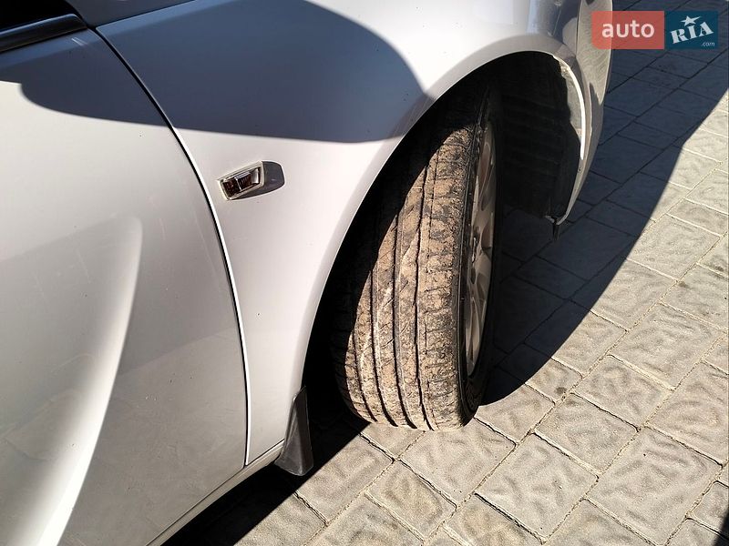Фото Opel Insignia з оголошення AUTO.RIA