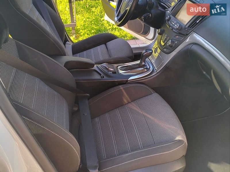 Фото Opel Insignia з оголошення AUTO.RIA