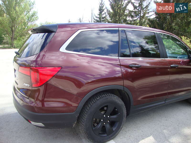 Фото Honda Pilot з оголошення AUTO.RIA