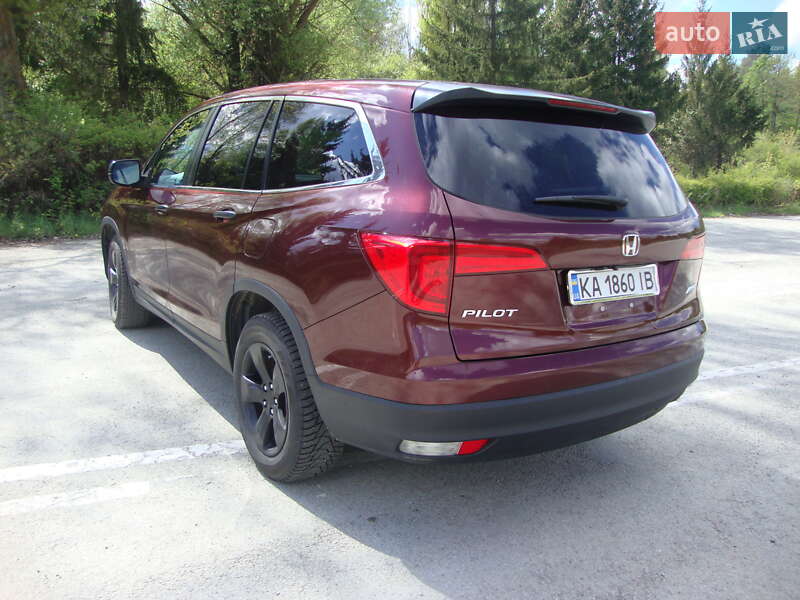 Фото Honda Pilot з оголошення AUTO.RIA