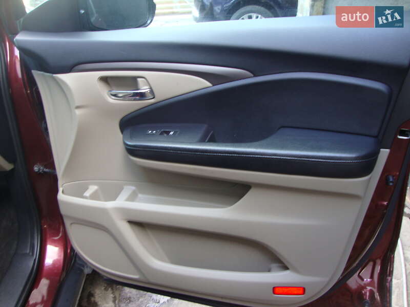 Фото Honda Pilot з оголошення AUTO.RIA