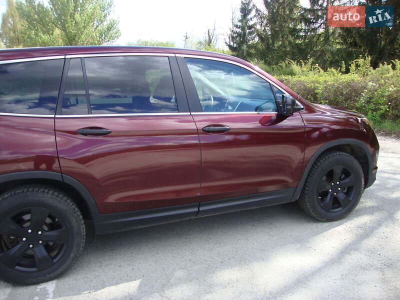 Фото Honda Pilot з оголошення AUTO.RIA