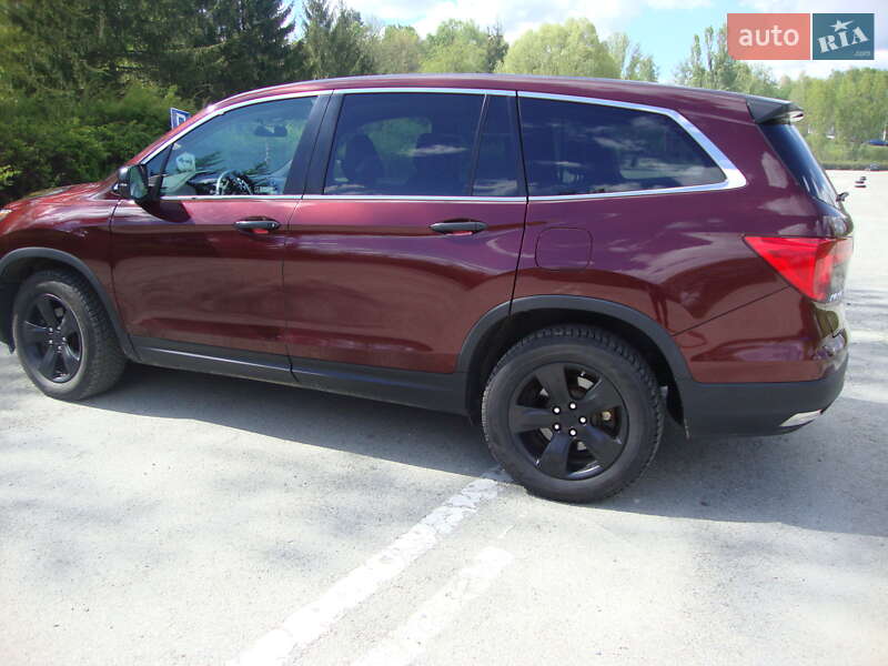 Фото Honda Pilot з оголошення AUTO.RIA