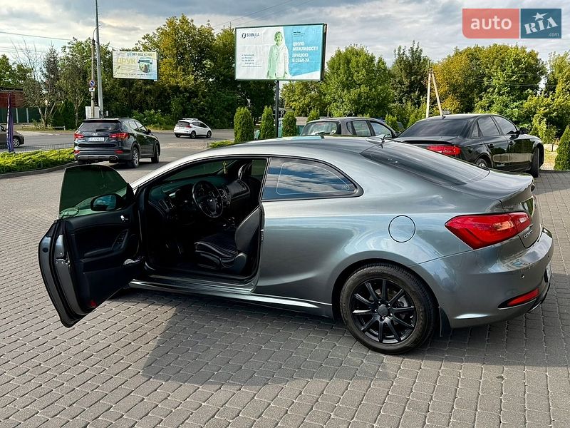 Фото Kia Cerato Koup з оголошення AUTO.RIA