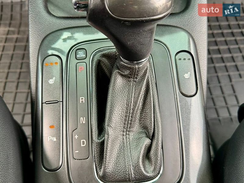 Фото Kia Cerato Koup з оголошення AUTO.RIA