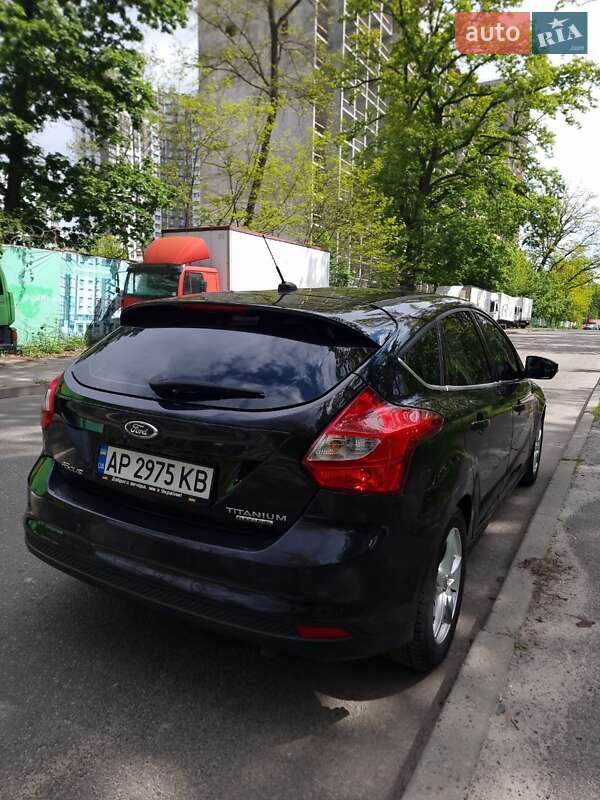 Фото Ford Focus з оголошення AUTO.RIA