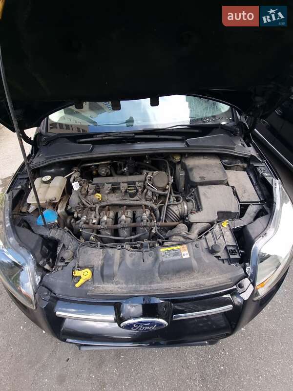 Фото Ford Focus з оголошення AUTO.RIA