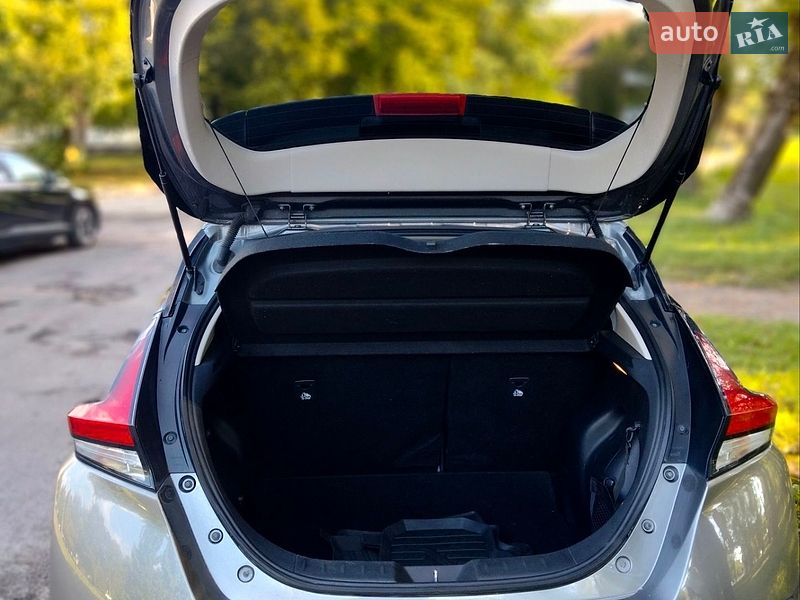 Фото Nissan Leaf з оголошення AUTO.RIA