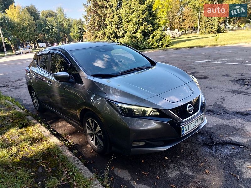 Фото Nissan Leaf з оголошення AUTO.RIA