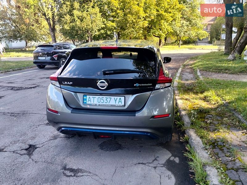 Фото Nissan Leaf з оголошення AUTO.RIA