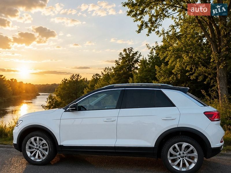 Фото Volkswagen T-Roc з оголошення AUTO.RIA