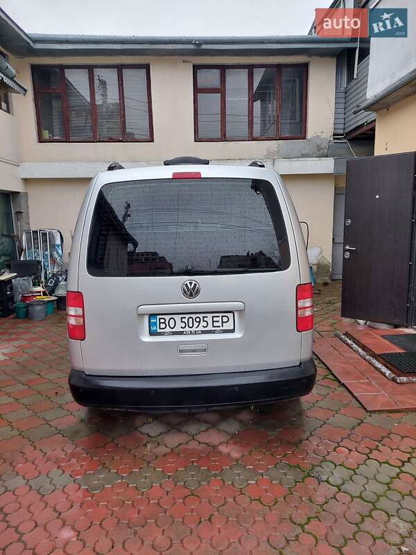 Фото Volkswagen Caddy з оголошення AUTO.RIA