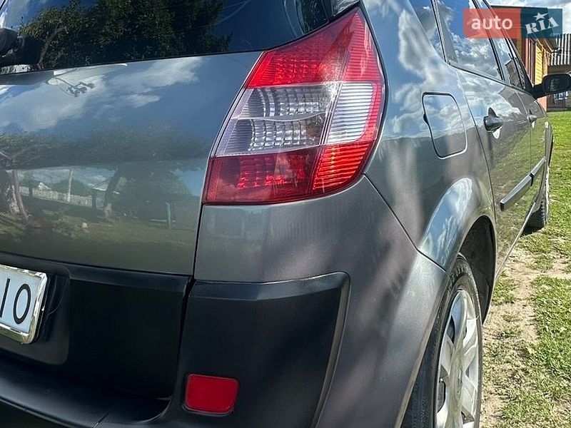 Фото Renault Scenic з оголошення AUTO.RIA