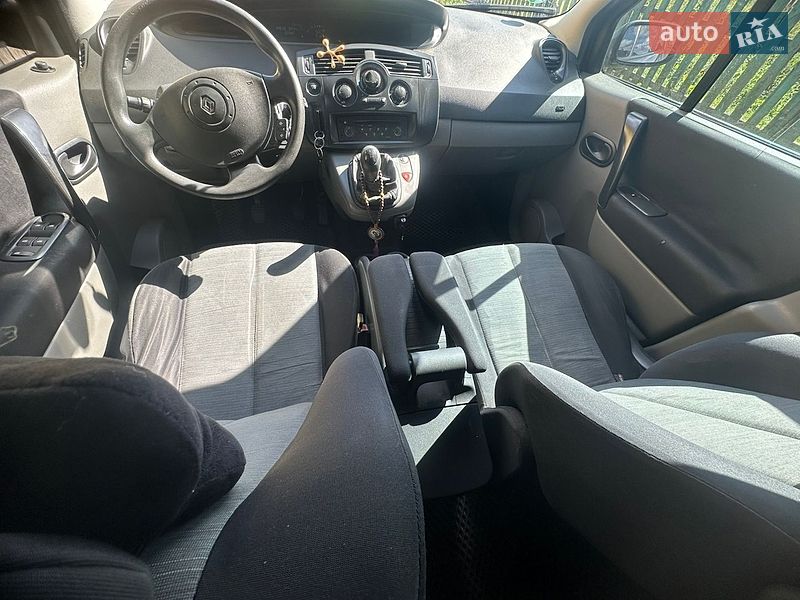 Фото Renault Scenic з оголошення AUTO.RIA