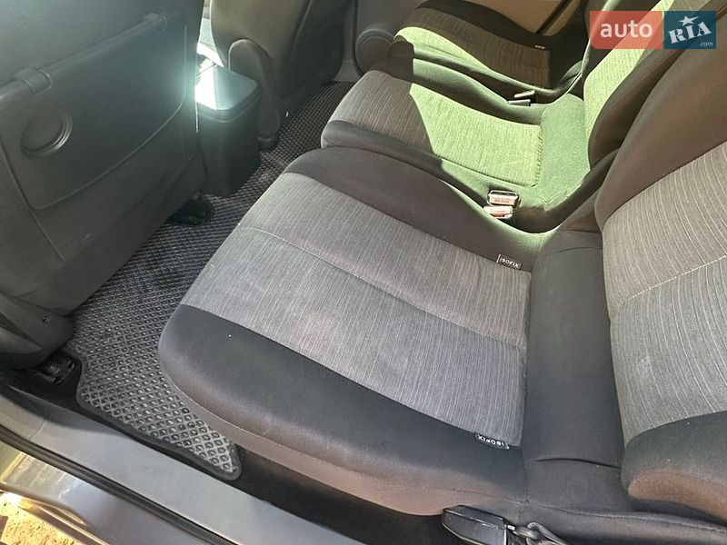 Фото Renault Scenic з оголошення AUTO.RIA