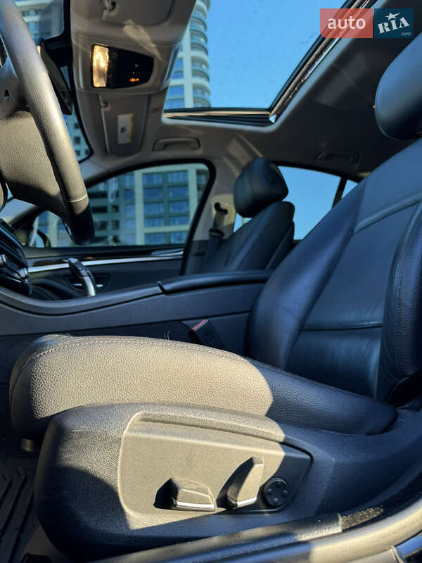 Фото BMW 5 Series з оголошення AUTO.RIA