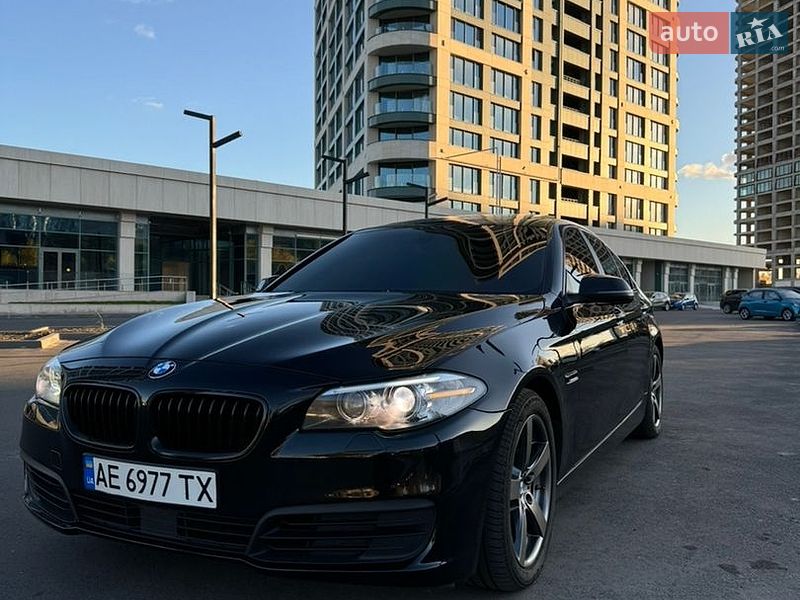 Фото BMW 5 Series з оголошення AUTO.RIA