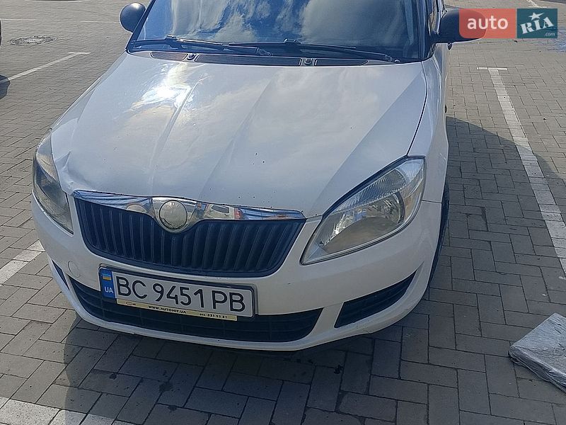 Фото Skoda Fabia з оголошення AUTO.RIA