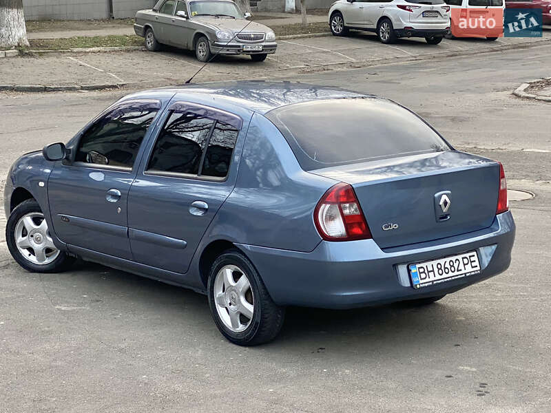 Фото Renault Symbol з оголошення AUTO.RIA