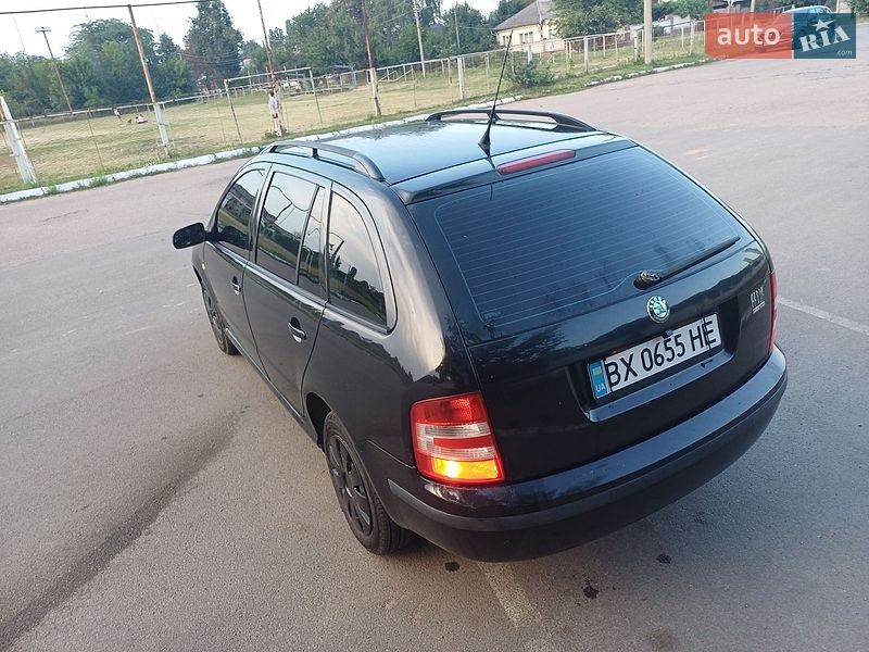 Фото Skoda Fabia з оголошення AUTO.RIA