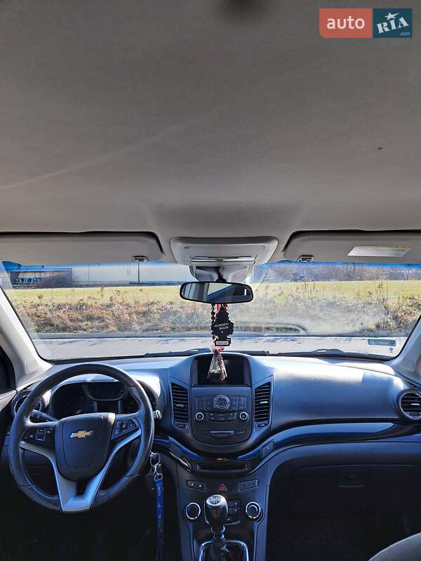 Фото Chevrolet Orlando з оголошення AUTO.RIA