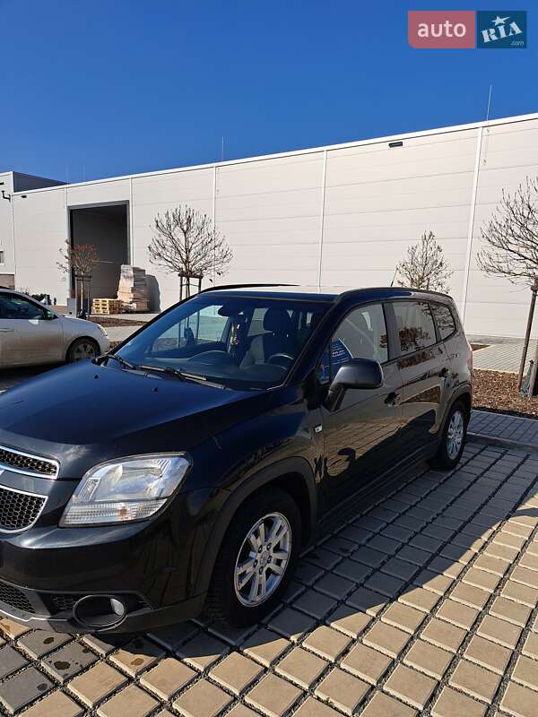 Фото Chevrolet Orlando з оголошення AUTO.RIA