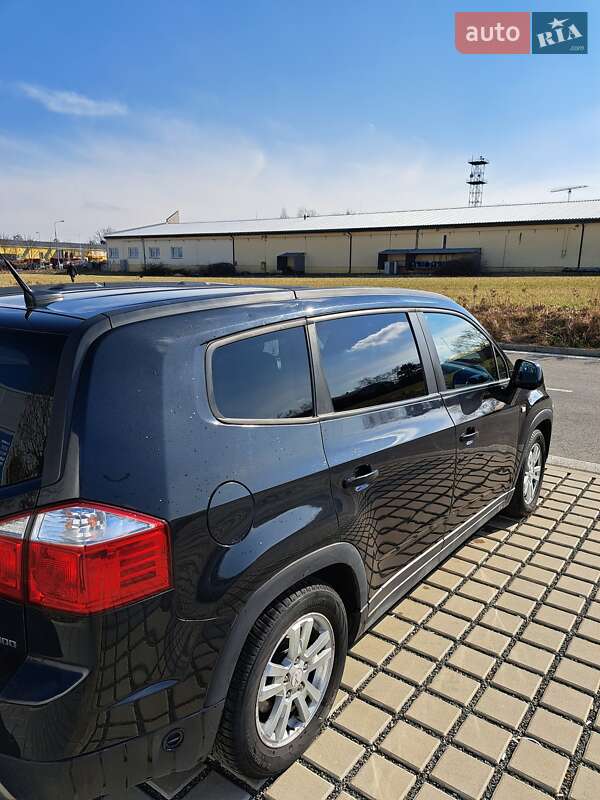 Фото Chevrolet Orlando з оголошення AUTO.RIA