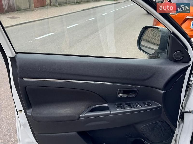 Фото Mitsubishi ASX з оголошення AUTO.RIA
