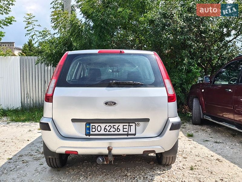 Фото Ford Fusion з оголошення AUTO.RIA