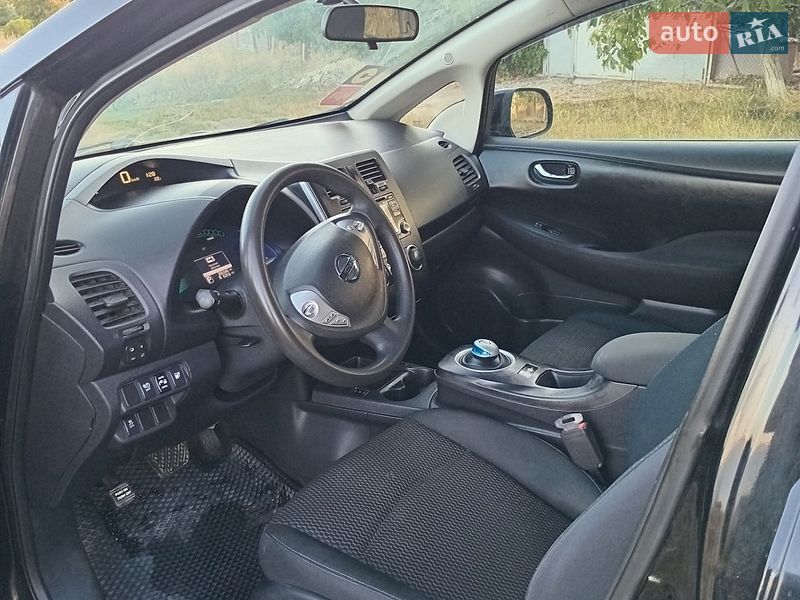 Фото Nissan Leaf з оголошення AUTO.RIA