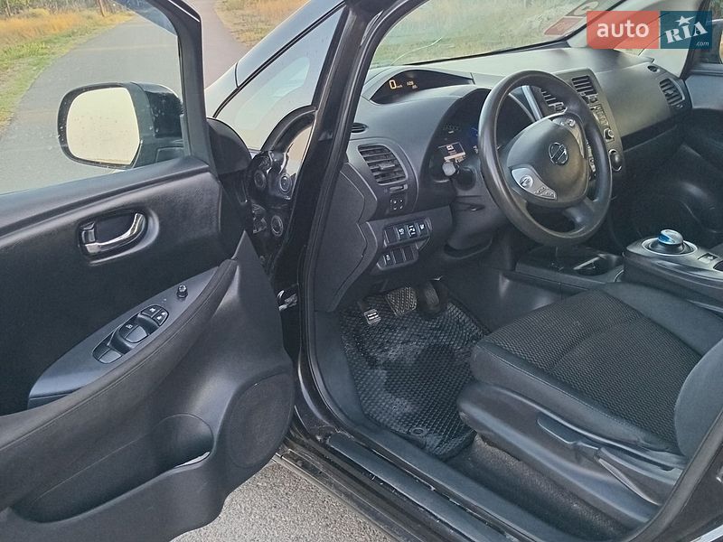 Фото Nissan Leaf з оголошення AUTO.RIA