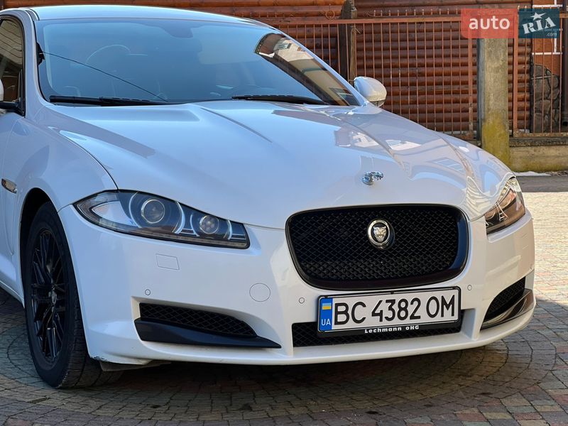 Фото Jaguar XF з оголошення AUTO.RIA