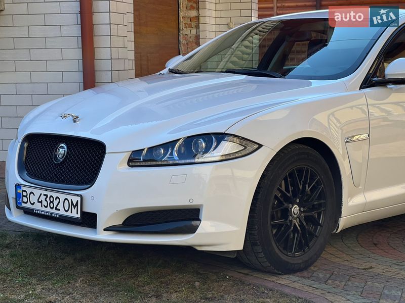 Фото Jaguar XF з оголошення AUTO.RIA
