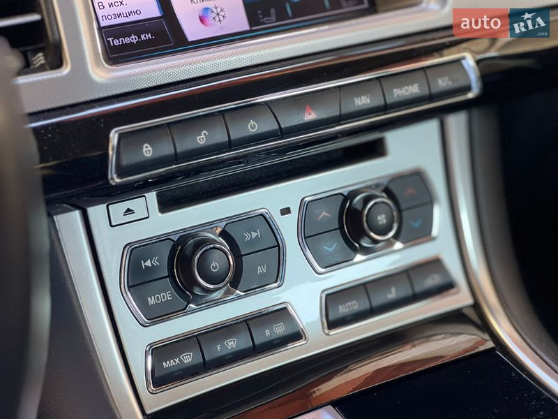 Фото Jaguar XF з оголошення AUTO.RIA