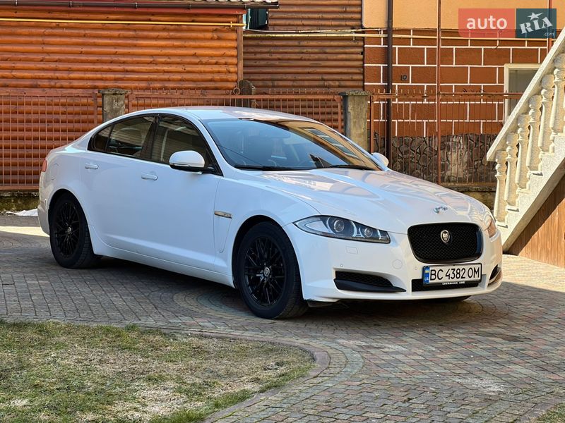 Фото Jaguar XF з оголошення AUTO.RIA