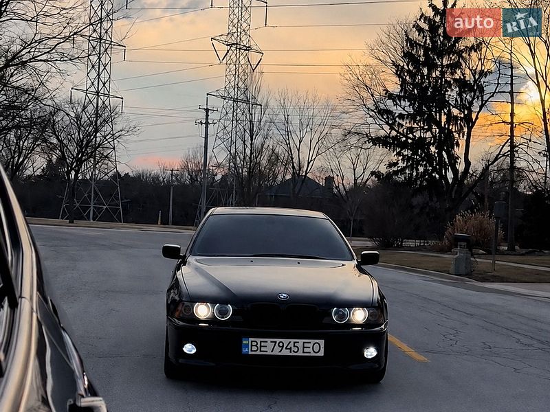 Фото BMW 5 Series з оголошення AUTO.RIA