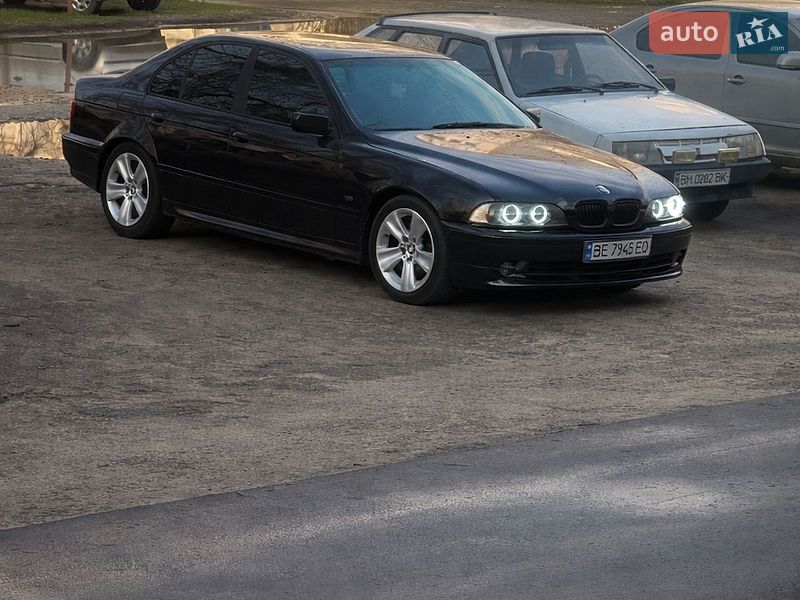 Фото BMW 5 Series з оголошення AUTO.RIA
