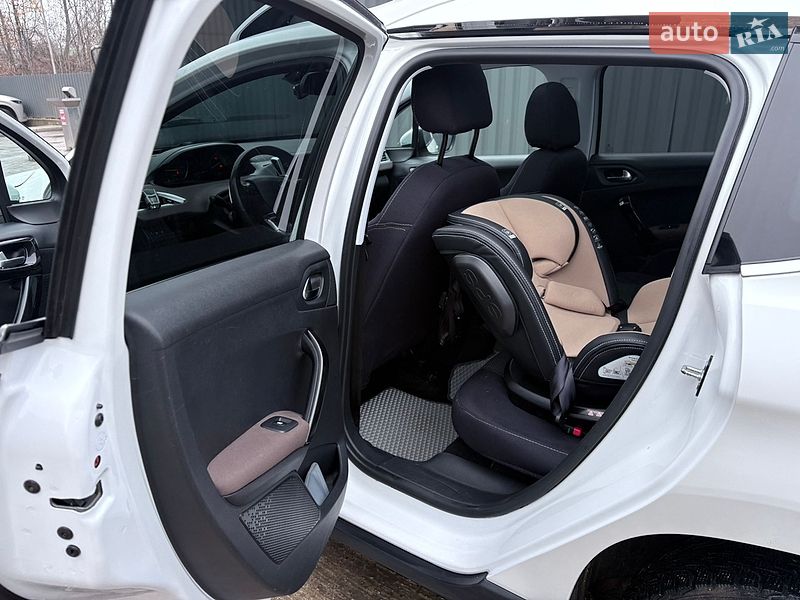 Фото Peugeot 2008 з оголошення AUTO.RIA